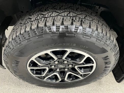 Used 2023 Ford F150 XLT AWD/4WD image 15