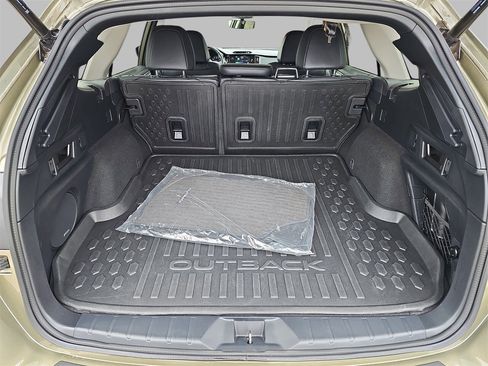 Certified 2024 Subaru Outback Limited image 12