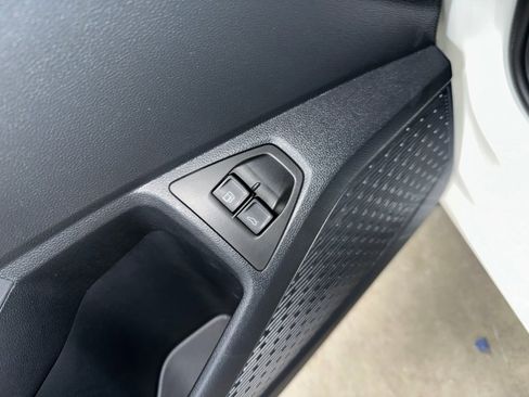 Used 2024 Volkswagen Jetta Sport image 8