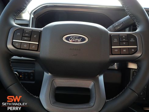 New 2026 Ford F350 Lariat w/ Black Appearance Package image 22