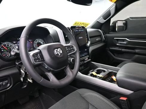 Used 2025 RAM 1500 Big Horn AWD/4WD image 19