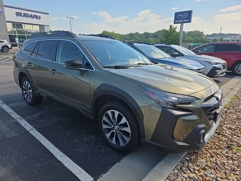 Used 2024 Subaru Outback Limited AWD/4WD image 3