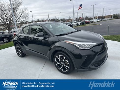 Certified 2021 Toyota C-HR XLE image 1