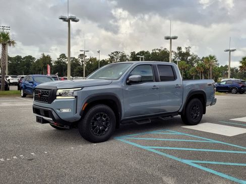 Used 2024 Nissan Frontier PRO-4X w/ Pro Premium Package image 2