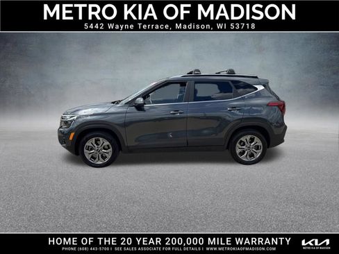 Used 2024 Kia Seltos S AWD/4WD image 3