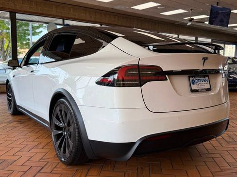 Used 2023 Tesla Model X AWD/4WD image 8