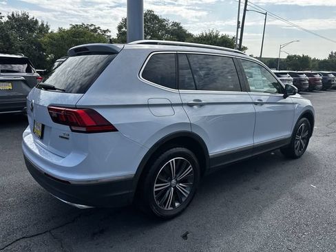 Used 2018 Volkswagen Tiguan SEL AWD/4WD image 5