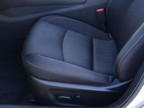 Used 2024 Nissan Altima 2.5 SV image 12