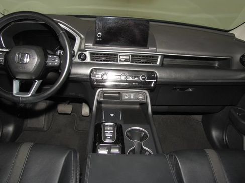 Certified 2023 Honda Pilot Touring image 14