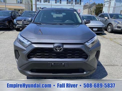 Used 2025 Toyota RAV4 XLE AWD/4WD image 10