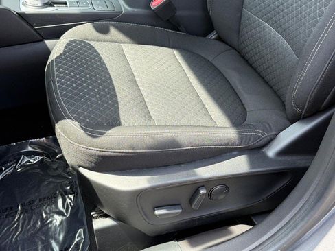 Certified 2023 Ford Escape Active AWD/4WD image 29