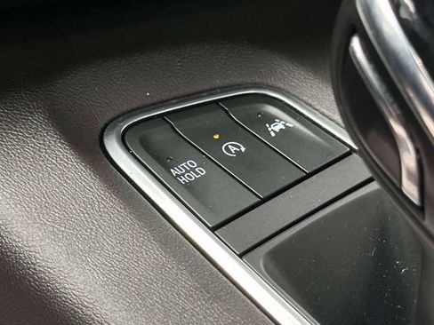 Used 2022 Cadillac Escalade ESV Sport AWD/4WD image 45