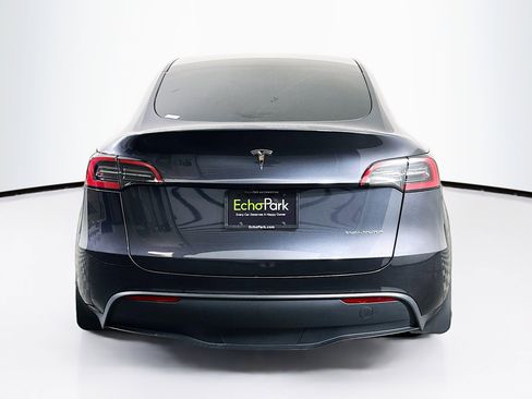 Used 2024 Tesla Model Y Long Range image 7