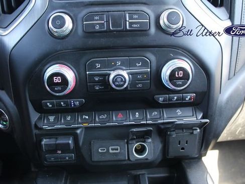 Used 2020 GMC Sierra 3500 Denali w/ Denali Ultimate Package image 19