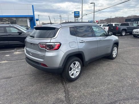 Used 2022 Jeep Compass Latitude w/ Convenience Group AWD/4WD image 7