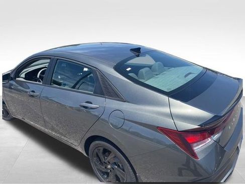 Used 2026 Hyundai Elantra Sport FWD image 13
