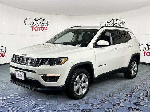Used 2018 Jeep Compass Latitude image 4