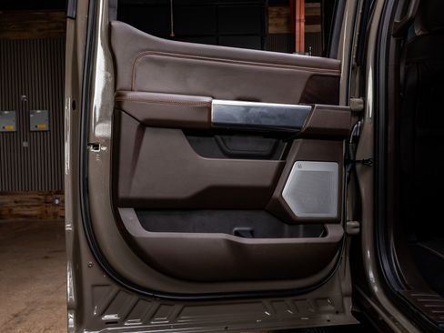 Used 2026 Ford F450 King Ranch w/ Chrome Package image 39