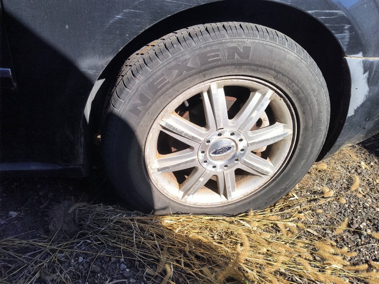 Used 2005 Ford Five Hundred Limited AWD/4WD image 13