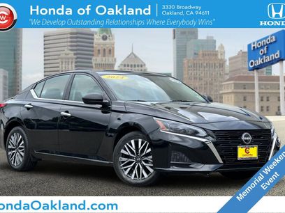Used 2024 Nissan Altima 2.5 SV