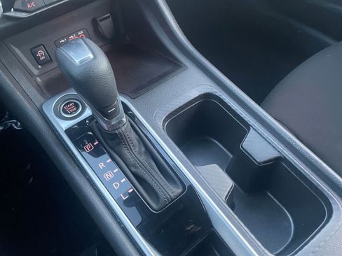 Used 2025 Nissan Sentra SV image 39