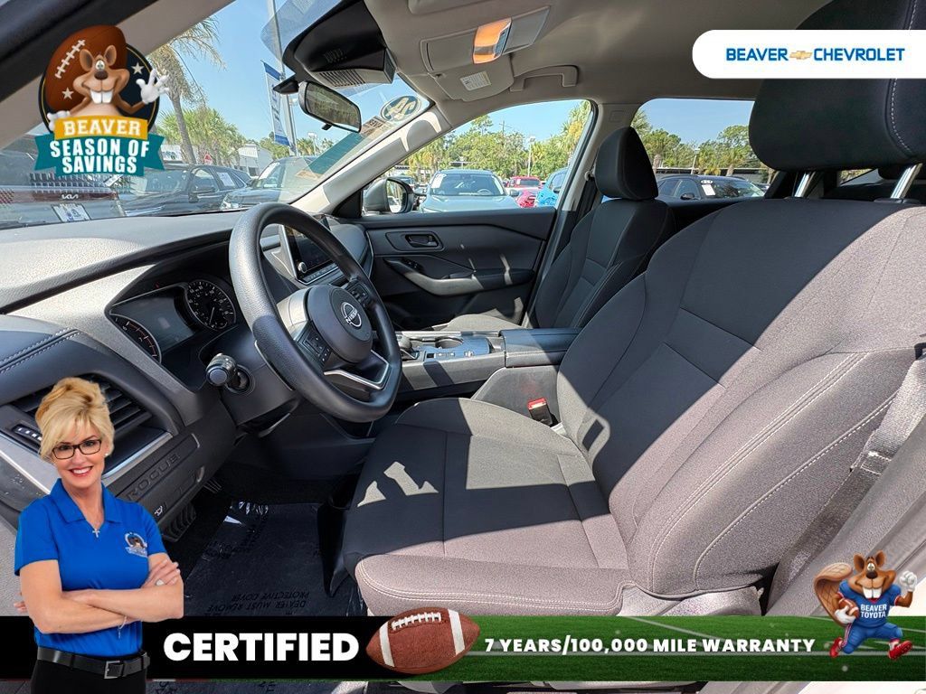 Used 2024 Nissan Rogue S FWD image 13