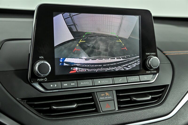 Used 2022 Nissan Altima 2.5 SR FWD image 24
