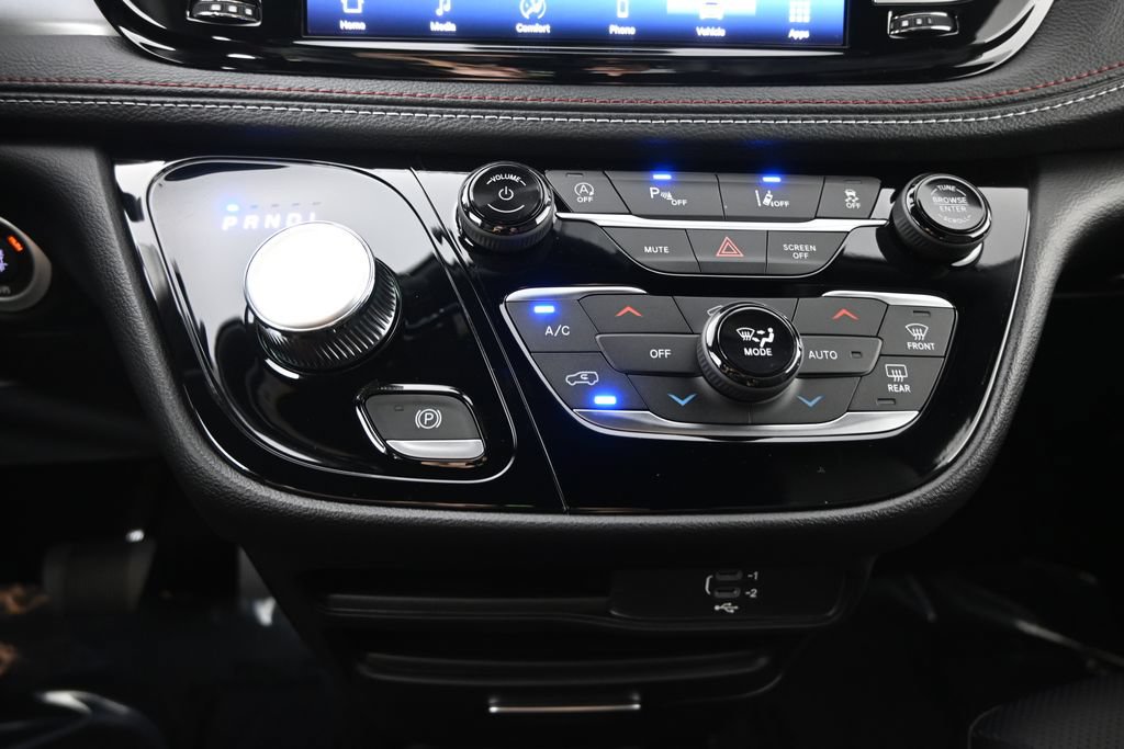 New 2027 Chrysler Pacifica Select AWD/4WD image 28
