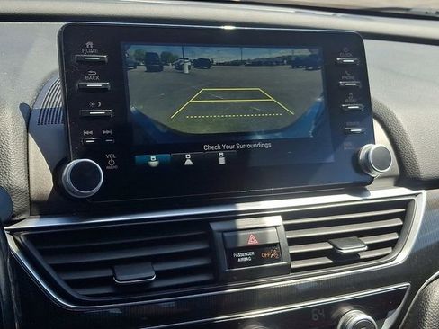 Used 2020 Honda Accord Sport image 17