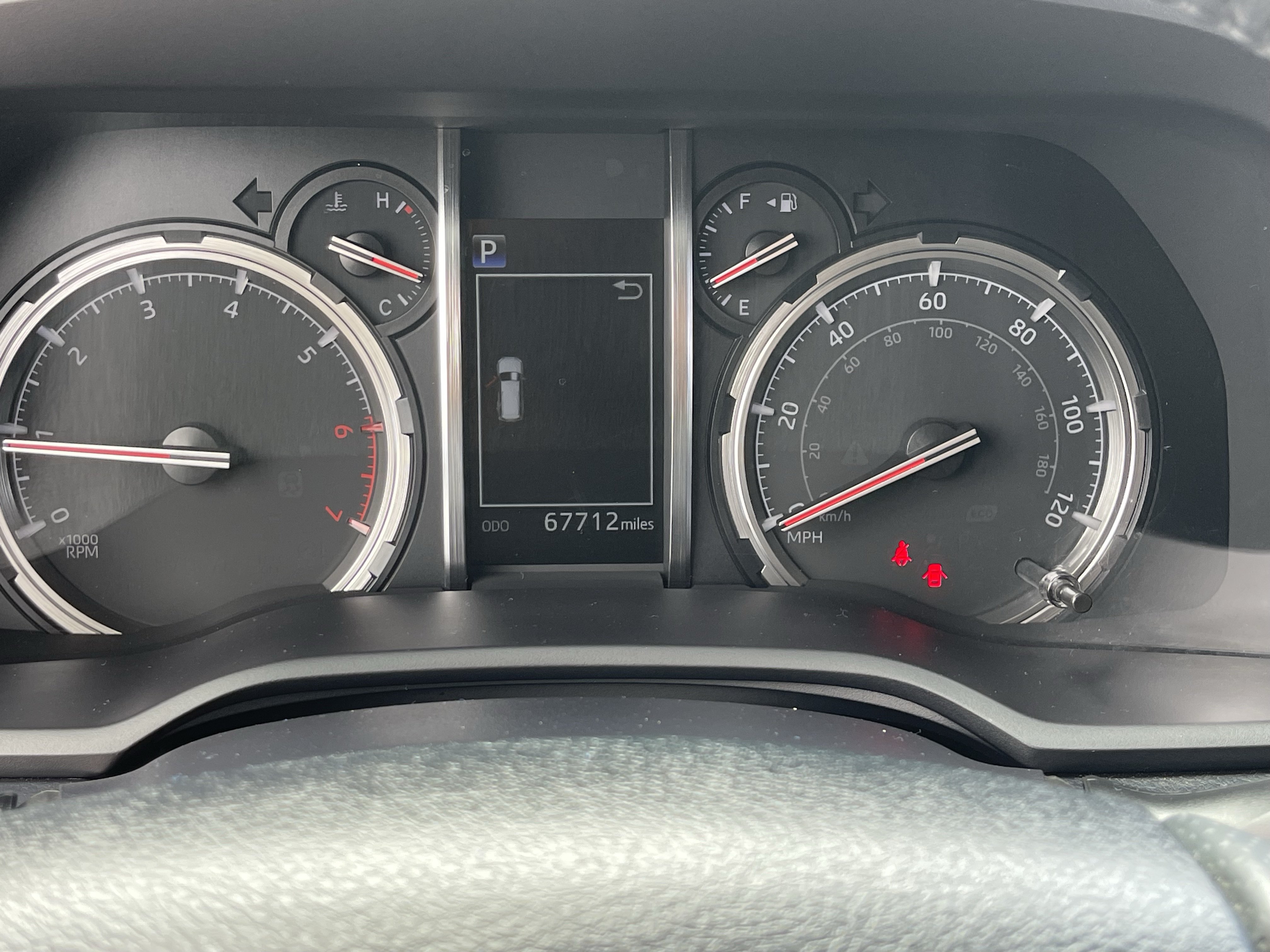 Used 2020 Toyota 4Runner TRD Off-Road Premium AWD/4WD image 30