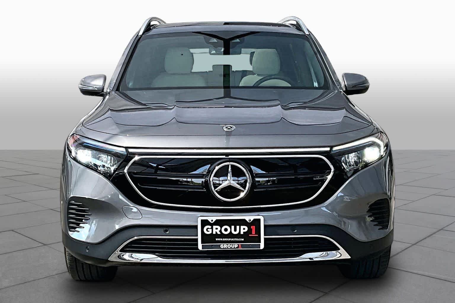 Used 2023 Mercedes-Benz EQB 250+ image 3