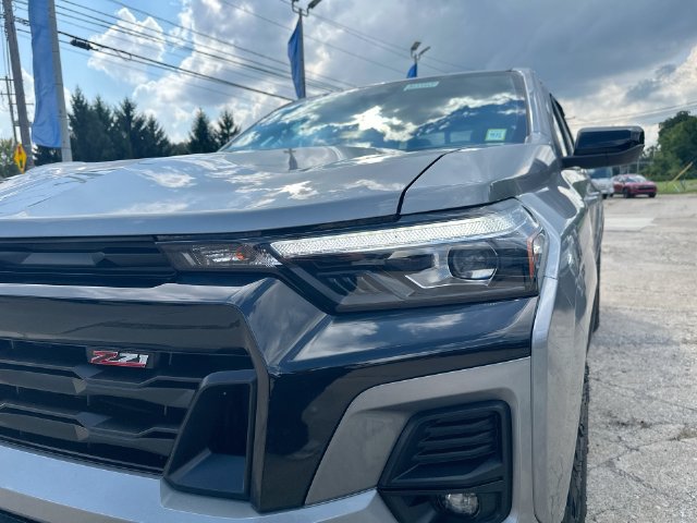 Used 2023 Chevrolet Colorado Z71 AWD/4WD image 59