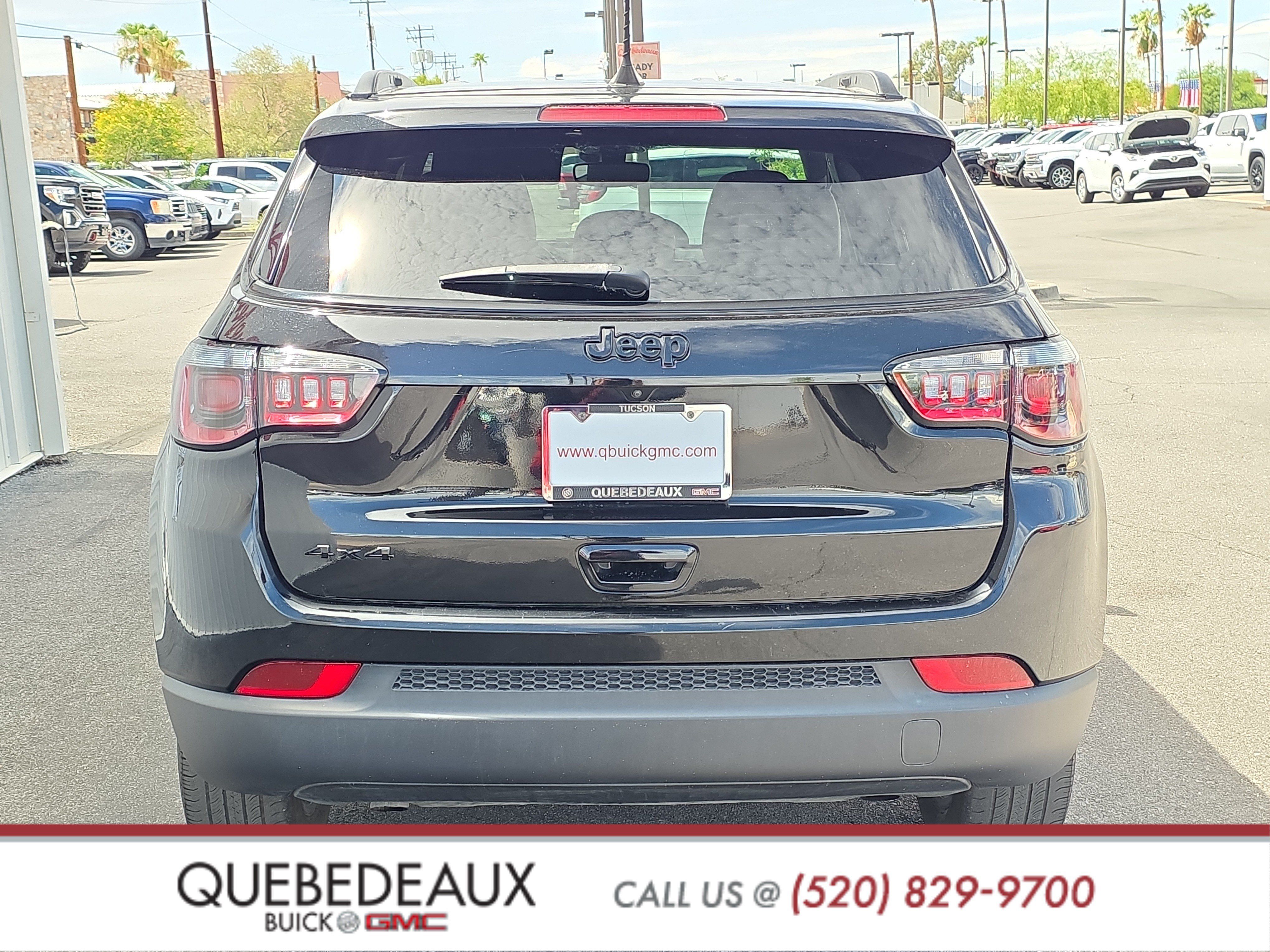 Used 2023 Jeep Compass Latitude w/ Convenience Group AWD/4WD image 6