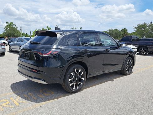 New 2026 Honda HR-V EX-L image 6