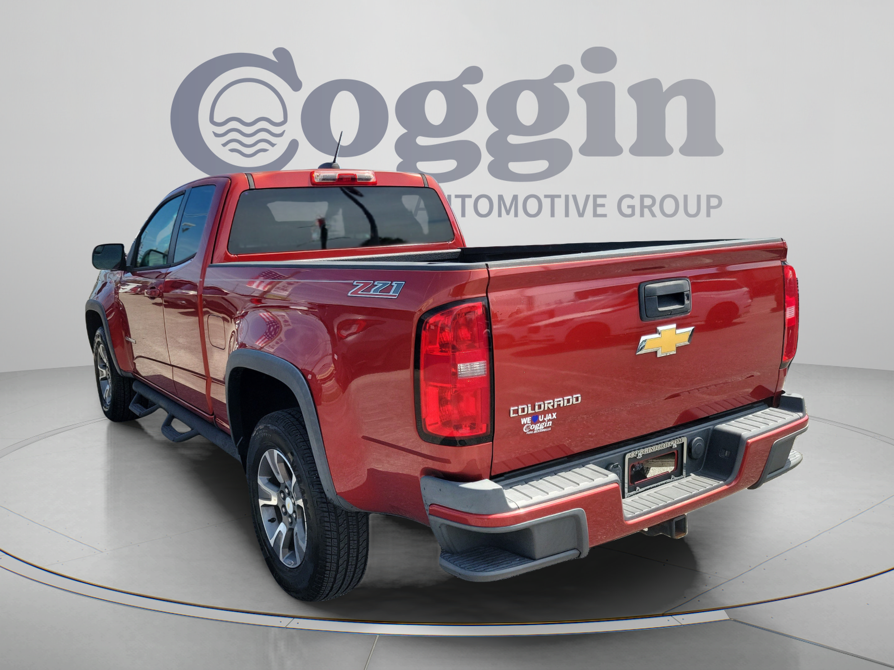 Used 2015 Chevrolet Colorado Z71 RWD image 2