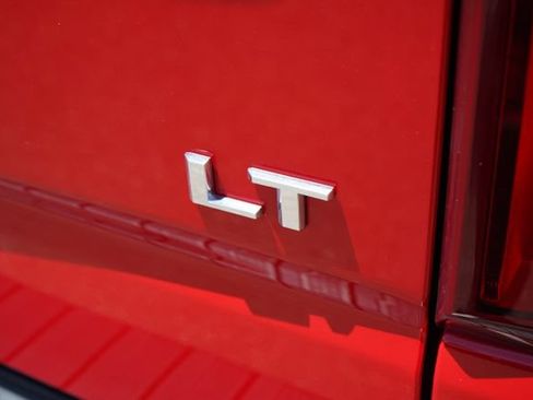 Used 2024 Chevrolet Silverado 1500 LT Trail Boss w/ Convenience Package II AWD/4WD image 19
