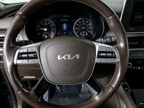 Used 2022 Kia Telluride SX w/ Nightfall Edition Package image 9