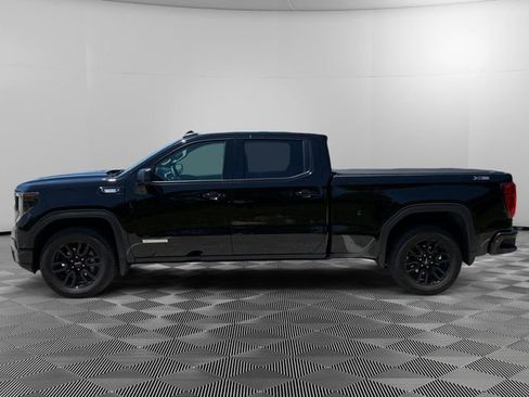 Used 2023 GMC Sierra 1500 Elevation AWD/4WD image 2