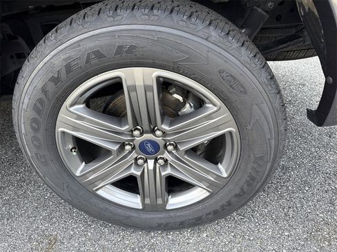 Used 2020 Ford F150 XLT w/ Equipment Group 302A Luxury image 20