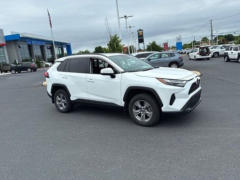 Certified 2024 Toyota RAV4 XLE w/ Convenience Package AWD/4WD image 3