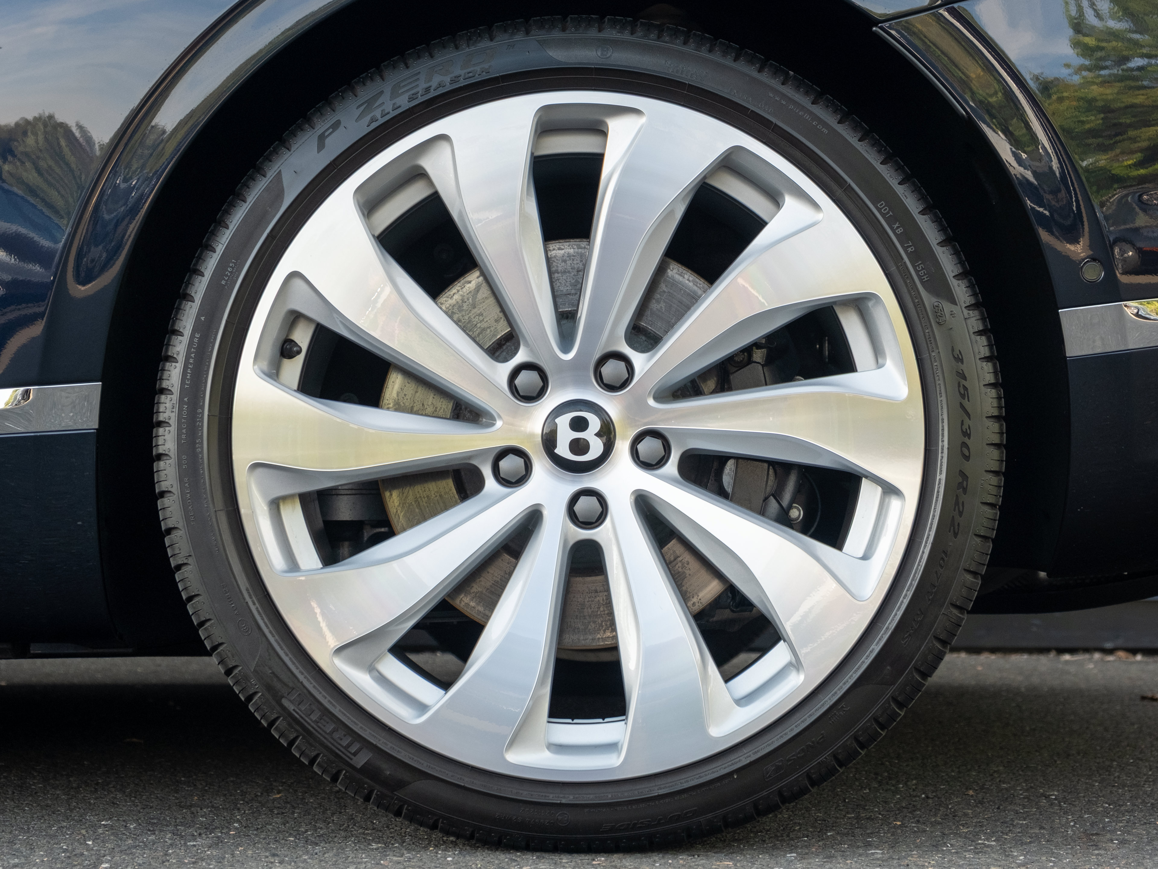 Used 2024 Bentley Continental GT AWD/4WD image 13