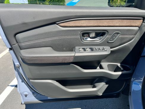 New 2026 Honda Pilot Elite image 9
