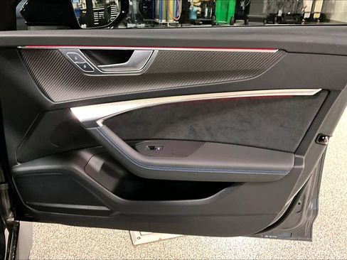 Used 2025 Audi RS 6 performance image 22