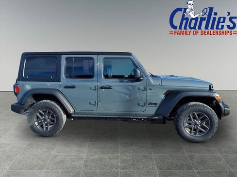New 2026 Jeep Wrangler Unlimited Sport w/ Convenience Group image 3