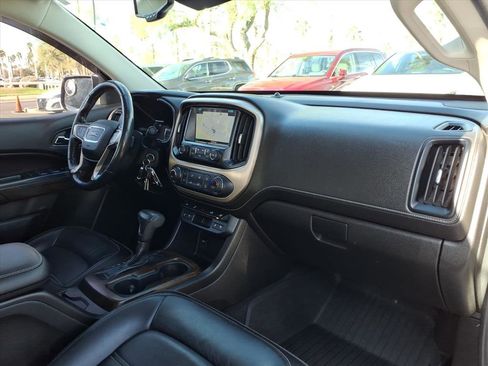 Used 2018 GMC Canyon Denali image 11