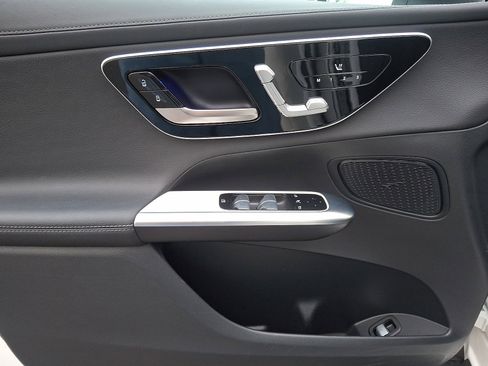 Certified 2024 Mercedes-Benz GLC 300 4MATIC image 12