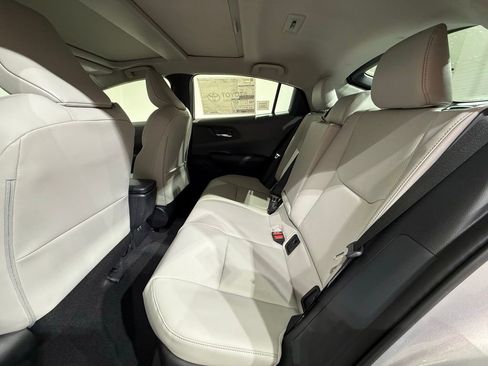 New 2026 Toyota Prius XLE image 19