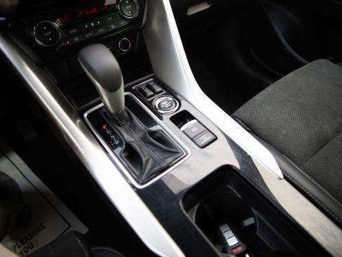 Used 2024 Mitsubishi Eclipse Cross SE AWD/4WD image 15