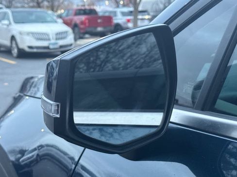 Used 2023 Kia Sportage EX image 8