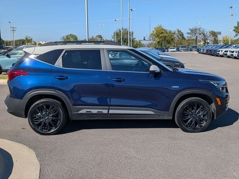 Certified 2022 Kia Seltos Nightfall Edition image 8